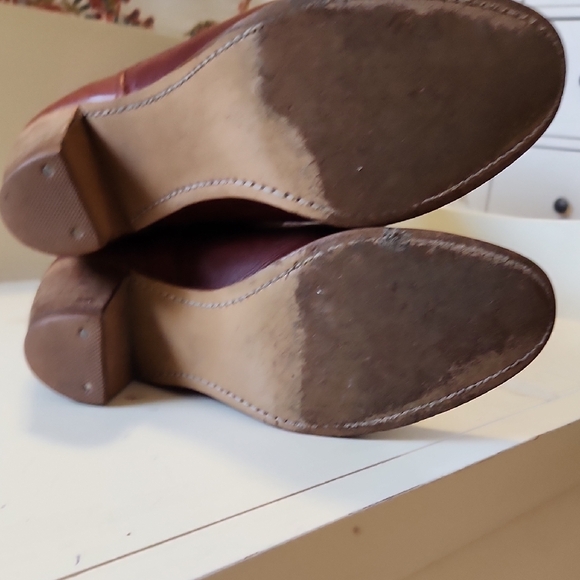 Women's Vintage Leather Western Boots - Picture 5 of 6